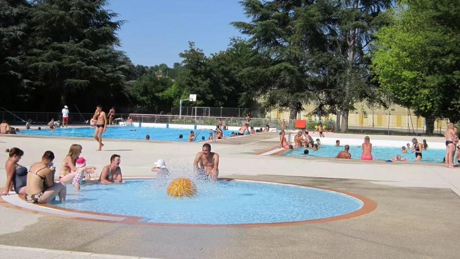 Image de couverture - PISCINE DE BEAUREPAIRE